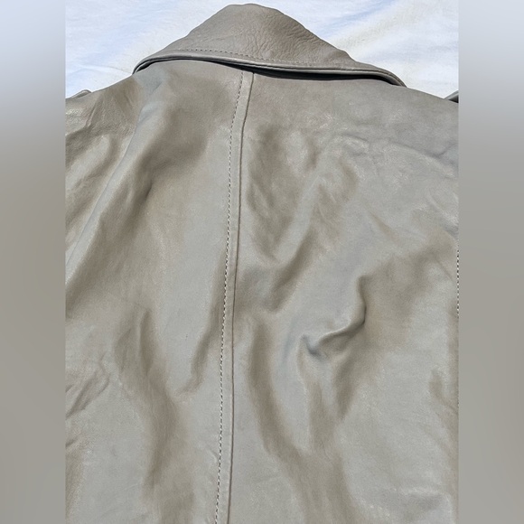 Theory Lamb Leather Moto Jacket light beige/taupe color size Large women’s - Picture 8 of 15